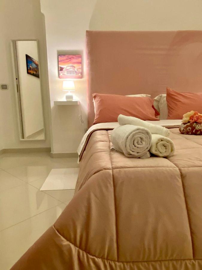 Casavacanza Carme' เนเปิลส์ ภายนอก รูปภาพ