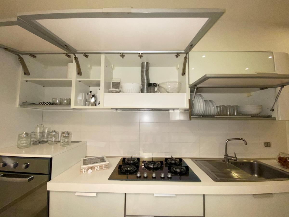 Casavacanza Carme' เนเปิลส์ ภายนอก รูปภาพ